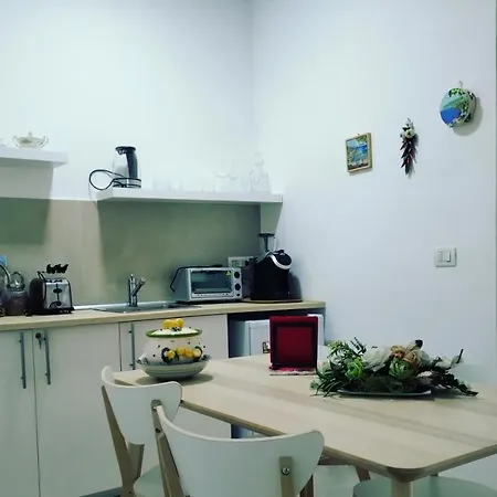 Lauro Charme Di Rosanova Rosa ソレント