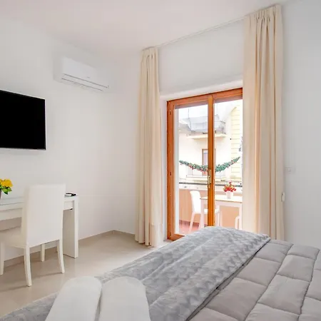 Lauro Charme Di Rosanova Rosa * Sorrento