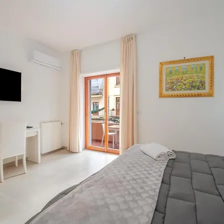 Lauro Charme Di Rosanova Rosa *